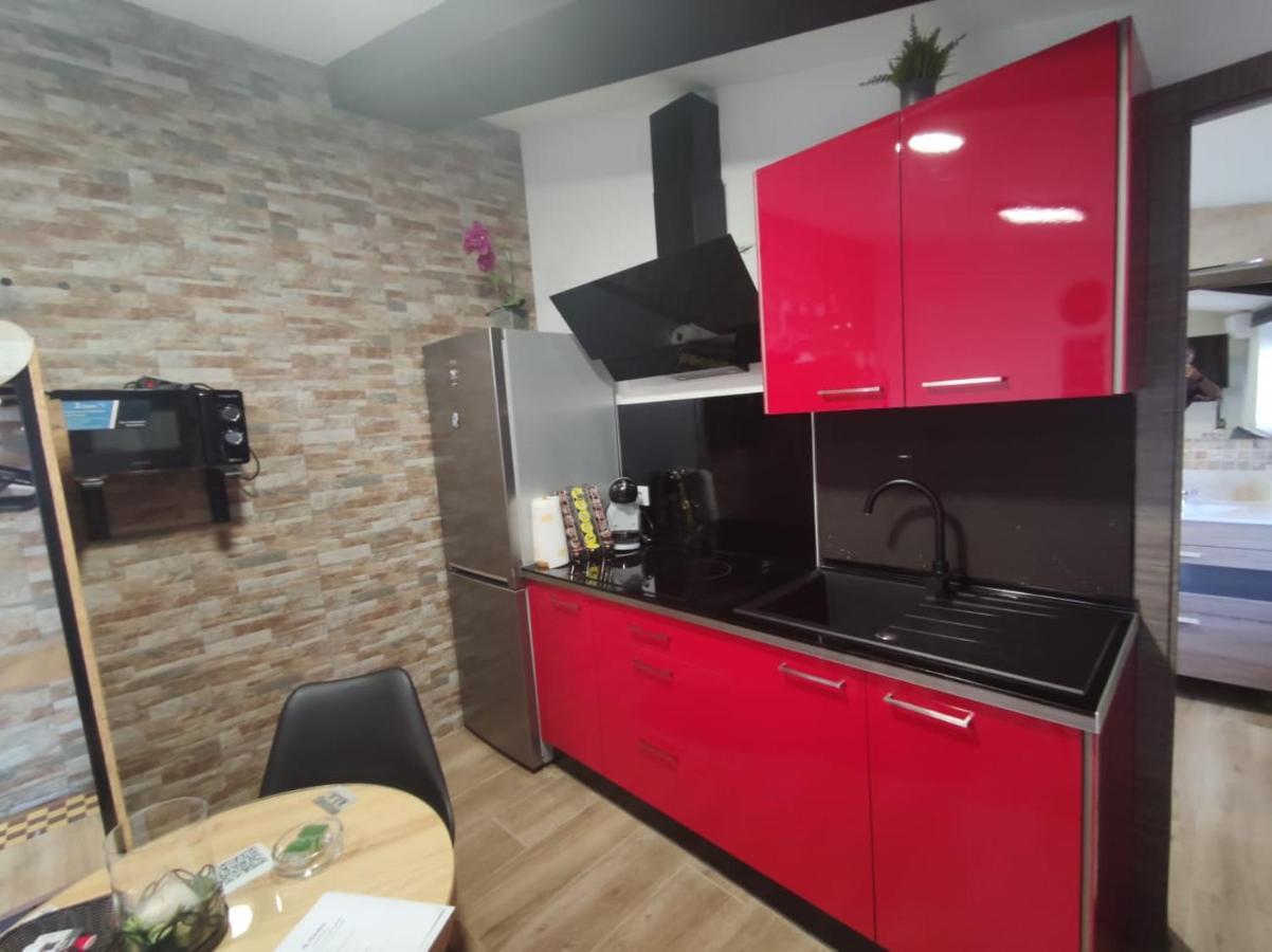Casa Rural La Zzinetina Con Jacuzzi Constantina Exteriör bild